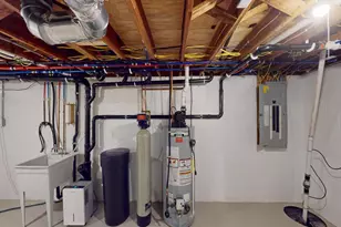 2021 Bridge Ave, Albert Lea, MN 56007 - Photo 34