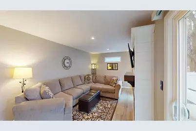 2021 Bridge Avenue, Albert Lea, MN 56007 - Photo 2