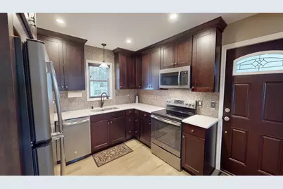 2021 Bridge Avenue, Albert Lea, MN 56007 - Photo 6