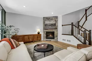 1149 74th Ct W, Inver Grove Heights, MN 55077 - Photo 2