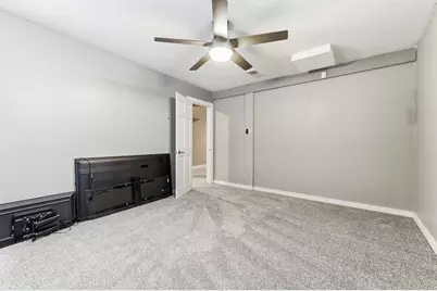 301 E 40th Street, Minneapolis, MN 55409 - Photo 30