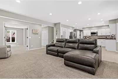 4110 Minnesota Lane N, Plymouth, MN 55446 - Photo 6