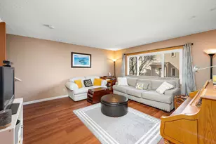 1490 Woodview Ave E, Eagan, MN 55122 - Photo 4