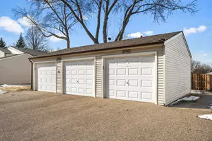 1490 Woodview Ave E, Eagan, MN 55122 - Photo 20