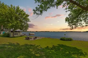 901 Clear Lake Dr, Waseca, MN 56093 - Photo 2