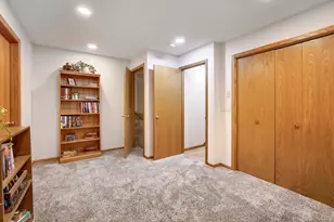 6008 91st Trl N, Brooklyn Park, MN 55443 - Photo 20