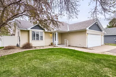 6008 91st Trail N, Brooklyn Park, MN 55443 - Photo 2