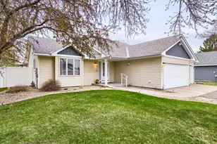 6008 91st Trl N, Brooklyn Park, MN 55443 - Photo 2
