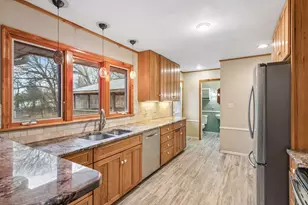 20 Westwood Rd, Minnetonka, MN 55305 - Photo 14