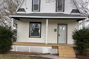 306 16th St S, Benson, MN 56215 - Photo 2