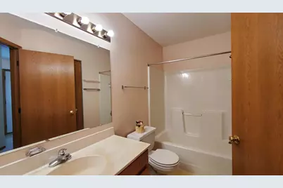 48 Thompson Avenue W #40, West Saint Paul, MN 55118 - Photo 18