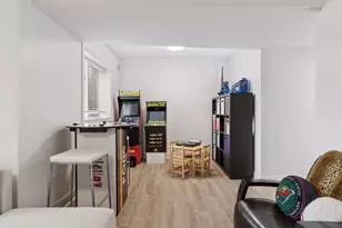 423 River St, Minneapolis, MN 55401 - Photo 34