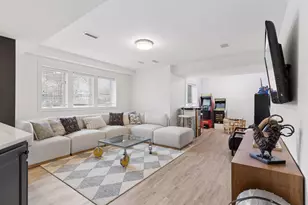 423 River St, Minneapolis, MN 55401 - Photo 12