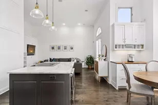 423 River St, Minneapolis, MN 55401 - Photo 14