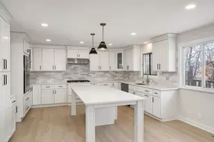 7783 Kingsview Ln N, Maple Grove, MN 55311 - Photo 4