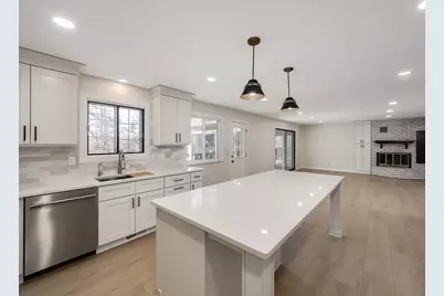 7783 Kingsview Lane N, Maple Grove, MN 55311 - Photo 6