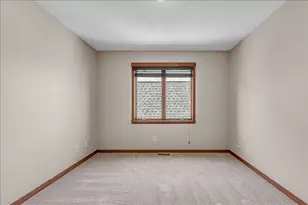 16931 E Lake Dr, Lakeville, MN 55044 - Photo 32