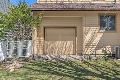 16931 E Lake Drive, Lakeville, MN 55044 - Photo 52