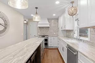 1108 Quebec Ave N, Golden Valley, MN 55427 - Photo 14