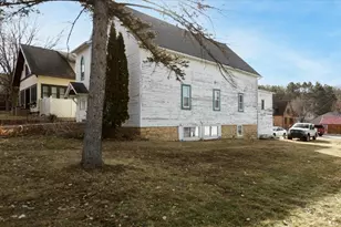 127 Pine St, Glenwood City, WI 54013 - Photo 2