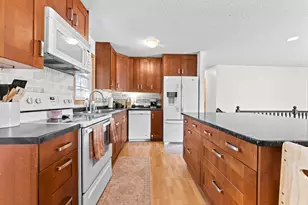 543 Jefferson Ln NW, Elk River, MN 55330 - Photo 6