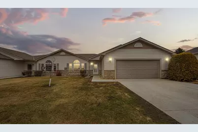 1111 25th Avenue NW, Faribault, MN 55021 - Photo 2