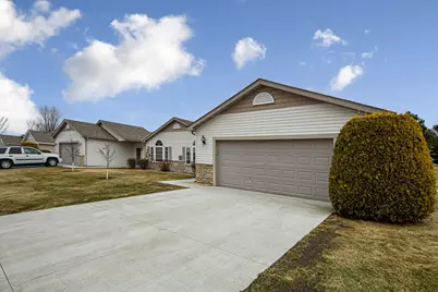 1111 25th Avenue NW, Faribault, MN 55021 - Photo 4