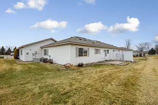 1111 25th Ave NW, Faribault, MN 55021 - Photo 6