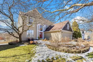 18883 95th Ave N, Maple Grove, MN 55311 - Photo 1