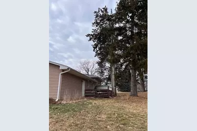 8624 Cherokee Drive N, Brooklyn Park, MN 55428 - Photo 20