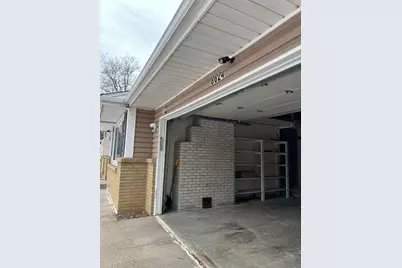 8624 Cherokee Drive N, Brooklyn Park, MN 55428 - Photo 6