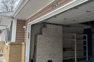 8624 Cherokee Dr N, Brooklyn Park, MN 55428 - Photo 6