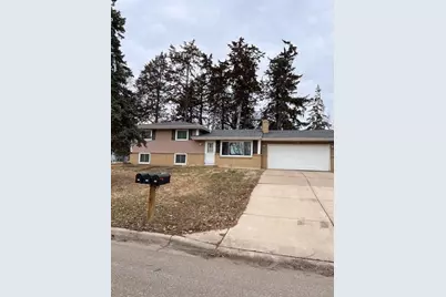 8624 Cherokee Drive N, Brooklyn Park, MN 55428 - Photo 2