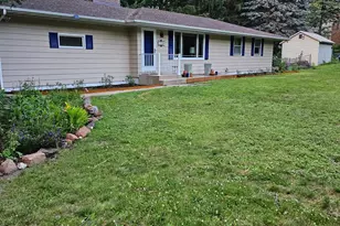 11220 Ridgemount Ave W, Plymouth, MN 55441 - Photo 2