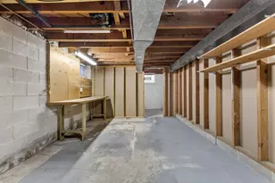 11220 Ridgemount Ave W, Plymouth, MN 55441 - Photo 28