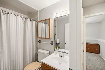 424 Aurora Avenue, Saint Paul, MN 55103 - Photo 14