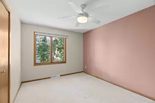 18208 Valley View Rd, Eden Prairie, MN 55346 - Photo 14