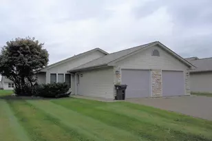 594 W 8th St, New Richmond, WI 54017 - Photo 1