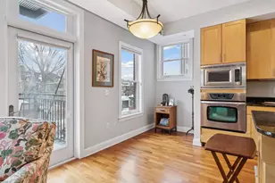 1060 Grand Ave, Saint Paul, MN 55105 - Photo 10