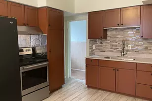 904 Jessamine Ave E, Saint Paul, MN 55106 - Photo 12