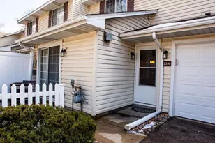 2556 Lockwood Dr, Mendota Heights, MN 55120 - Photo 4