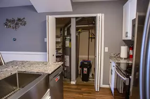 2556 Lockwood Dr, Mendota Heights, MN 55120 - Photo 12