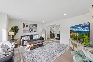 3233 Churchill Ct, Woodbury, MN 55125 - Photo 12