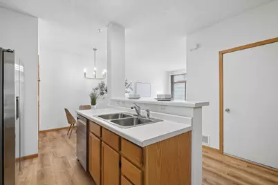 17878 Cobblestone Way, Eden Prairie, MN 55347 - Photo 10