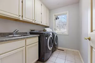 9440 Abigail Ct, Inver Grove Heights, MN 55077 - Photo 16