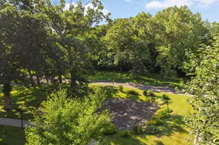 2210 Midland Grove Rd, Roseville, MN 55113 - Photo 24