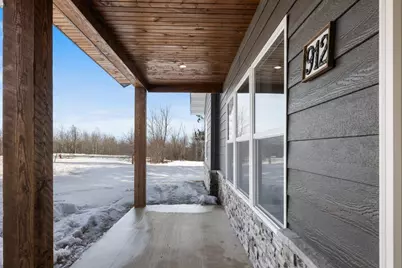 912 Carter Circle, Eveleth, MN 55734 - Photo 8