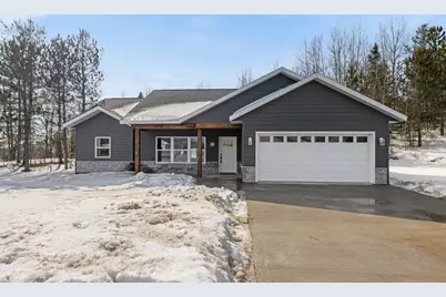 912 Carter Circle, Eveleth, MN 55734 - Photo 2