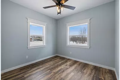 912 Carter Circle, Eveleth, MN 55734 - Photo 20