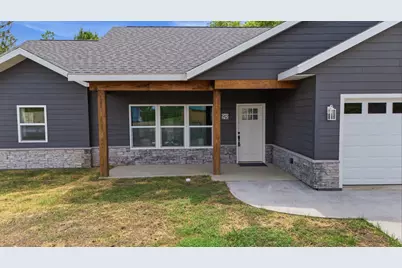 912 Carter Circle, Eveleth, MN 55734 - Photo 2